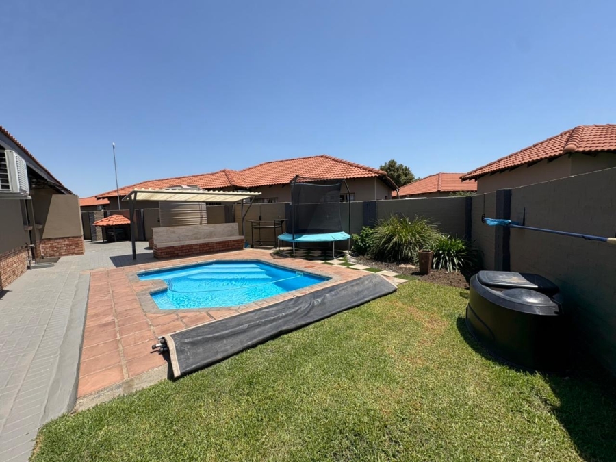 3 Bedroom Property for Sale in Waterkloof A H North West